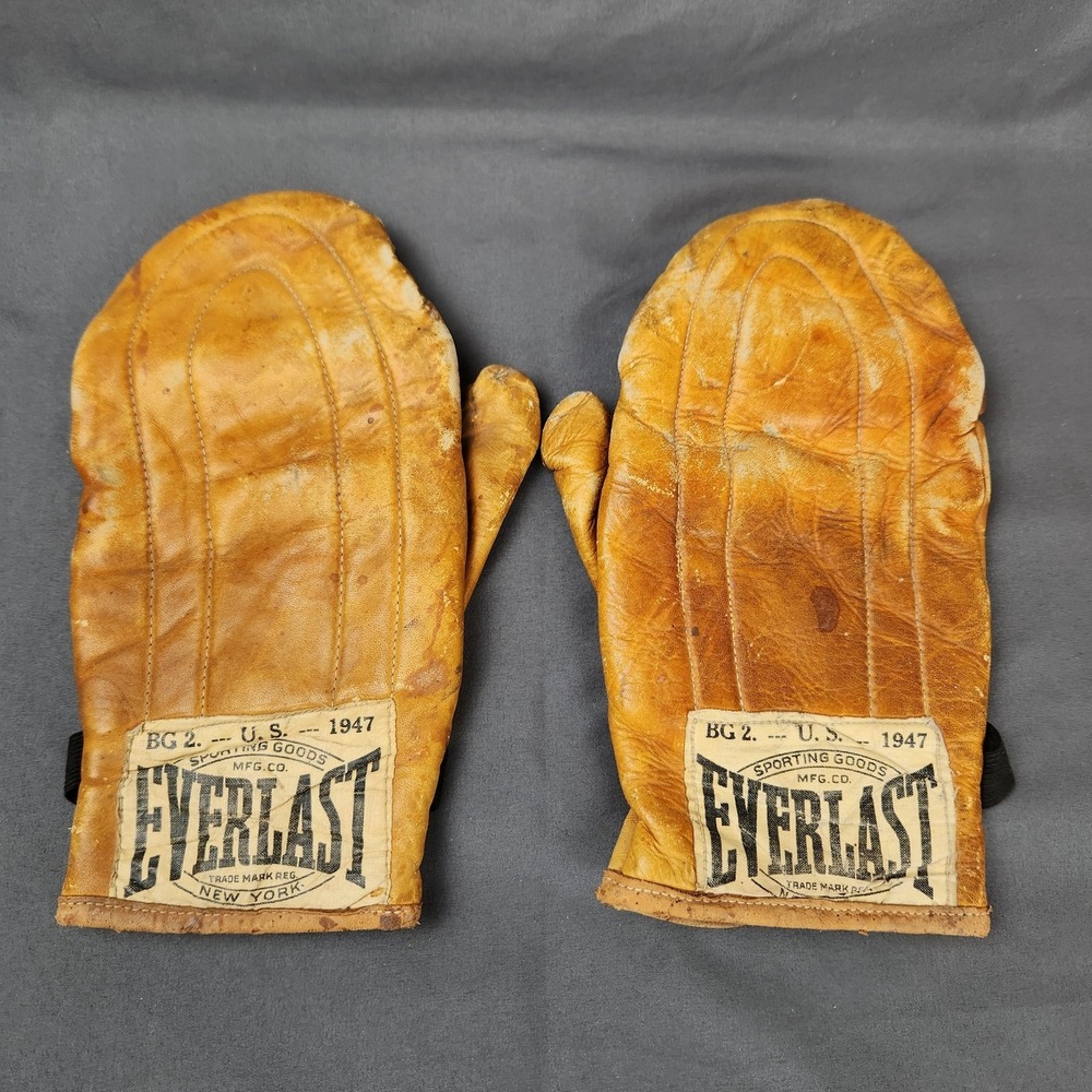 Vintage Everlast Leather Speed Bag Gloves Boxing Mitts BG-2 1947 USA 1940s